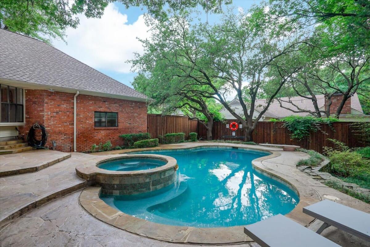 Dallas Gem 5 Bedrooms Home With Pool Game Room Exterior foto