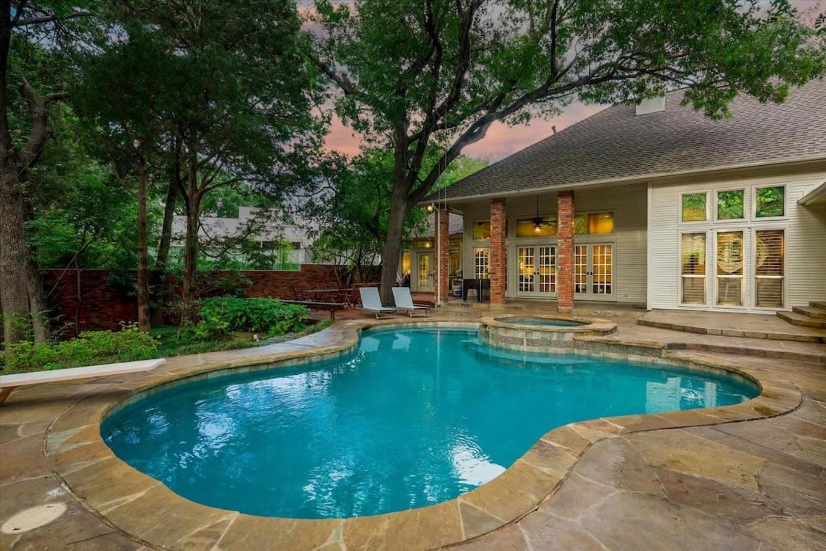 Dallas Gem 5 Bedrooms Home With Pool Game Room Exterior foto